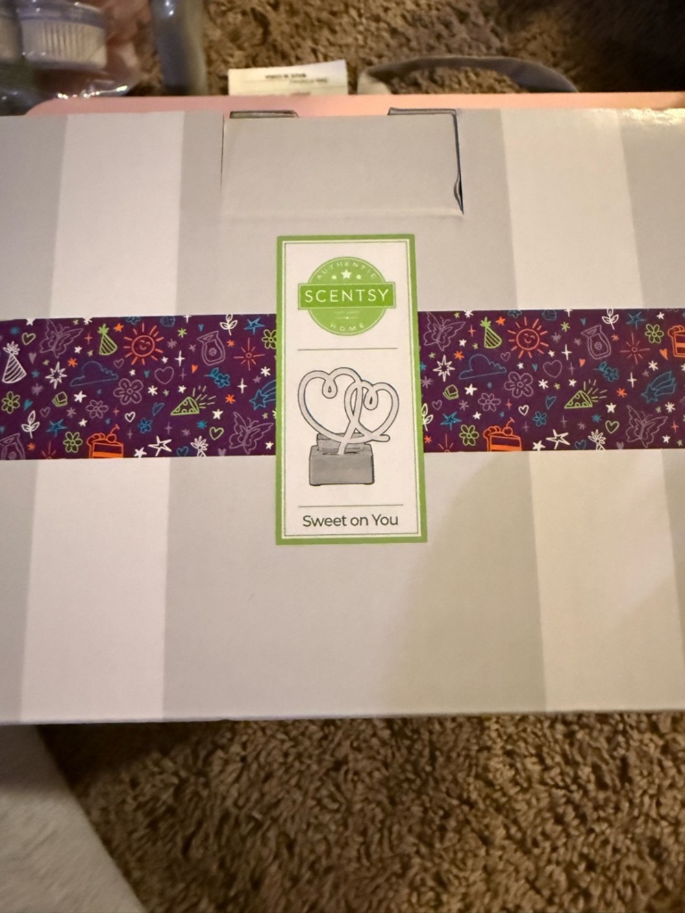 Scentsy Sweet on You Box with Purple and Multicolor Accent